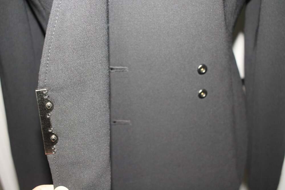 Tahari Black Suit Jacket Women's Size 4 Career Business Blazer Lined Classic - Picture 8 of 9